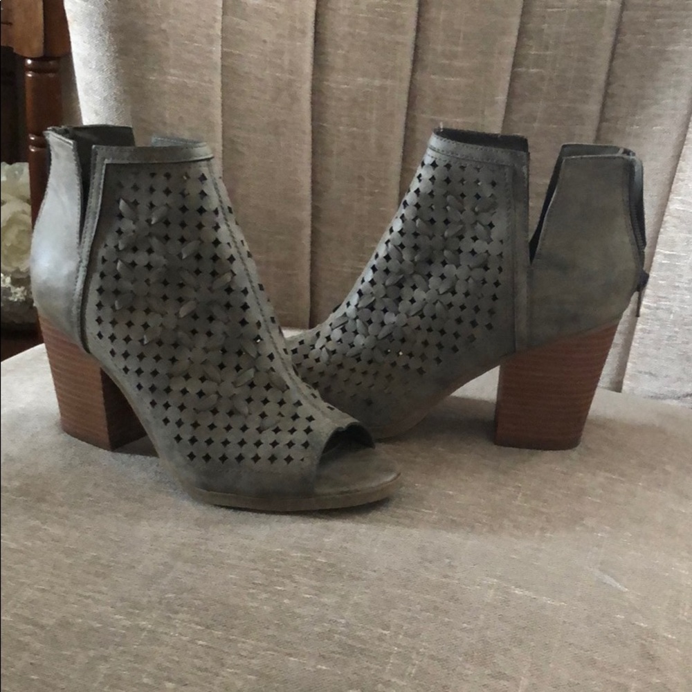 Bootie shoes 😍😍